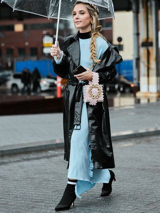 new-york-fashion-week-february-2018-street-style-249261-1518429929492-image