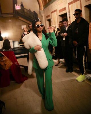 cardi-b-new-york-fashion-week-test-249700-1518751579195-image