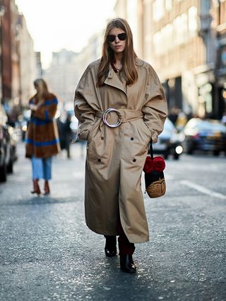 london-fashion-week-february-2018-street-style-249853-1519039620590-image