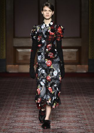 simone-rocha-runway-fall-winter-2018-249896-1518981950068-image