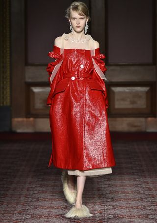 simone-rocha-runway-fall-winter-2018-249896-1518981959495-image