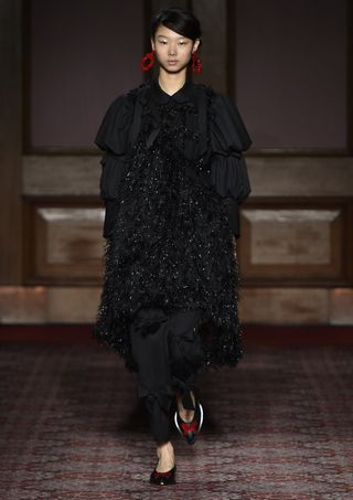 simone-rocha-runway-fall-winter-2018-249896-1518981970660-image