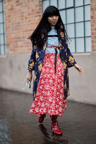 london-fashion-week-street-style-fall-2018-249978-1519173499755-image