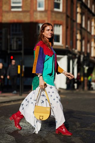 london-fashion-week-street-style-fall-2018-249978-1519173590749-image