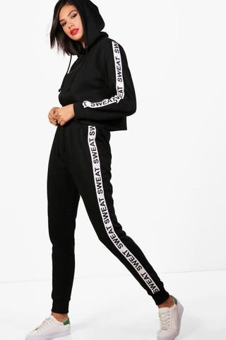 Boohoo + Ella Athleisure Sweat Slogan Tracksuit