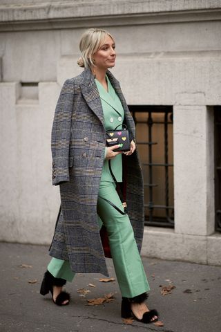 milan-fashion-week-street-style-fall-2018-250169-1519679099839-image