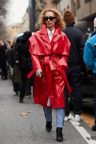 milan-fashion-week-street-style-fall-2018-250169-1519679107260-image