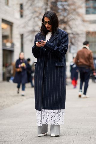 milan-fashion-week-street-style-fall-2018-250169-1519679138766-image