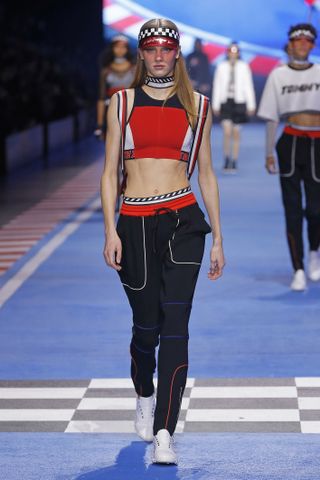 tommy-hilfiger-runway-fall-winter-2018-250580-1519678382559-image