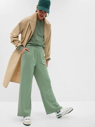 Gap + High Rise Cloud Light Wide-Leg Pants