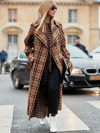 paris-fashion-week-march-2018-street-style-250804-1520264255516-image