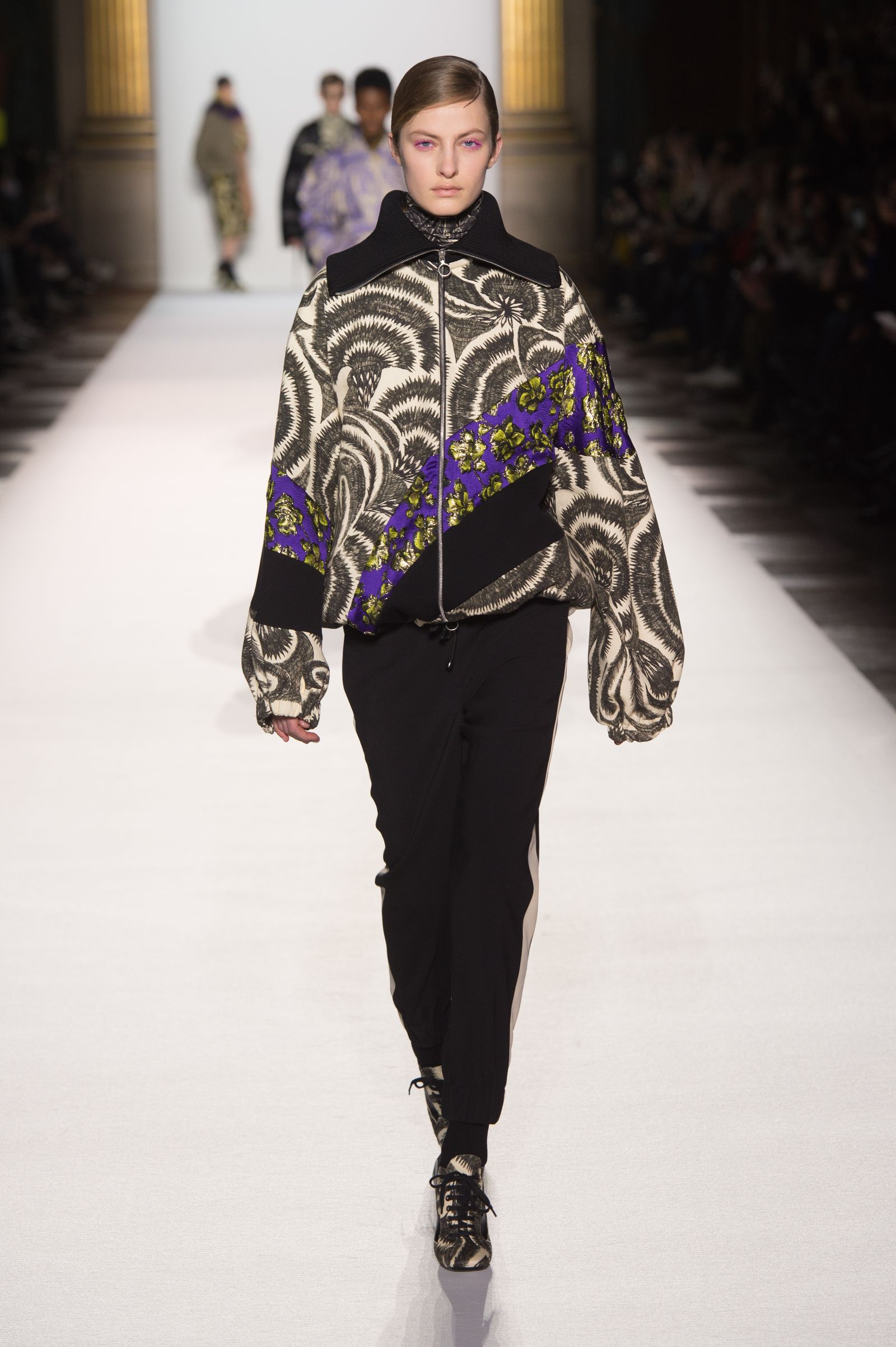 Dries Van Noten Fall 2018 Had the Dreamiest Spring Jackets | Who What Wear