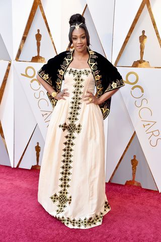 every-oscars-red-carpet-look-that-made-us-say-yes-2649259