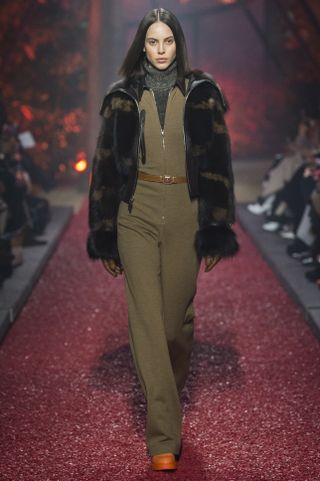 hermes-fall-winter-2018-runway-251409-1520364336118-image