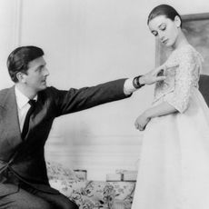 hubert-de-givenchy-dead-251939-1520863994957-square