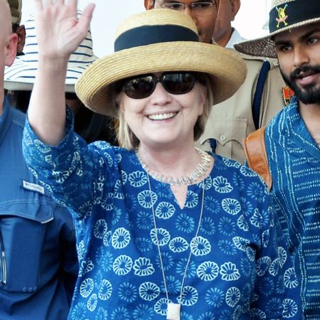 hillary-clinton-india-vacation-252075-1520956781168-square