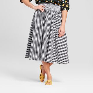 Who What Wear + Gingham Smocked Waist Midi Skirt