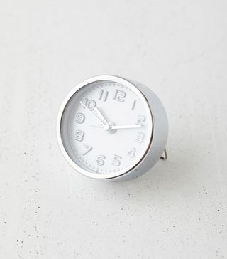 Kikkerland + Round Mini Alarm Clock
