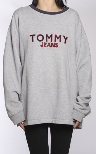 Tommy Hilfiger + Vintage Sweatshirt