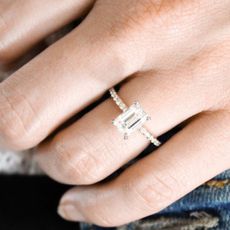 biggest-engagement-ring-trends-253096-1521830130267-square