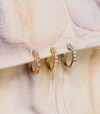 Apres Jewelry + The Classique Pave Huggies - 9MM