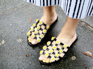 sandals-for-city-streets-253253-1522092677680-main