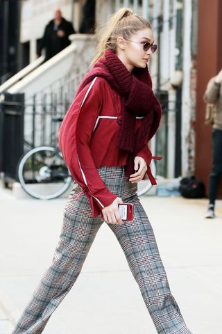 5 Plaid Pant Outfits That Look So Chic Who What Wear