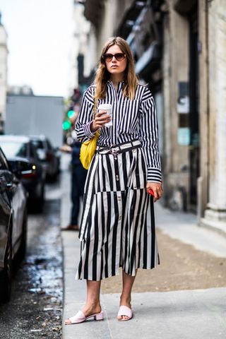 how-to-wear-striped-blouses-253690-1522458910194-image