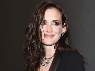 winona-ryder-responds-to-the-90s-style-trend-253702-1522687679112-main