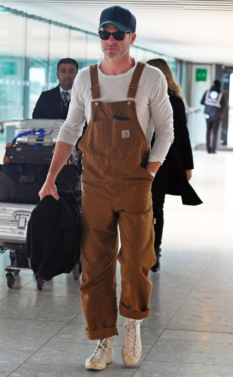 Chris Pine Has Been Wearing Overalls Since 2016 | Who What Wear