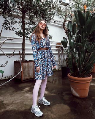 dress-with-sneakers-community-253928-1522892549764-image