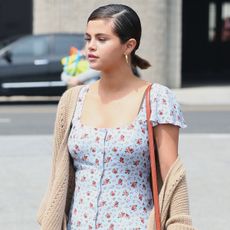 selena-gomez-thank-you-for-these-outfit-ideas-253987-square