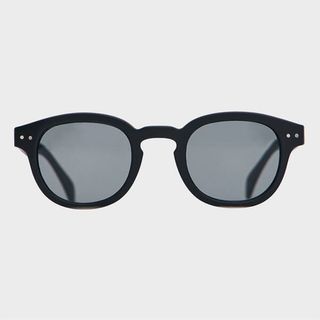 Izipizi + C Sunglasses in Black