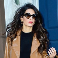 what-was-she-wearing-amal-clooney-chic-office-look-254362-1523239106312-square