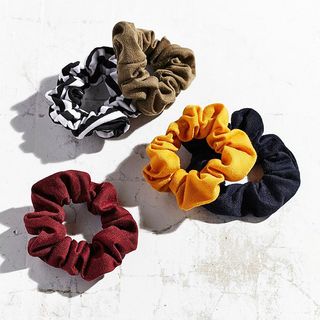 Urban Outfitters + Days of the Week Scrunchie Set