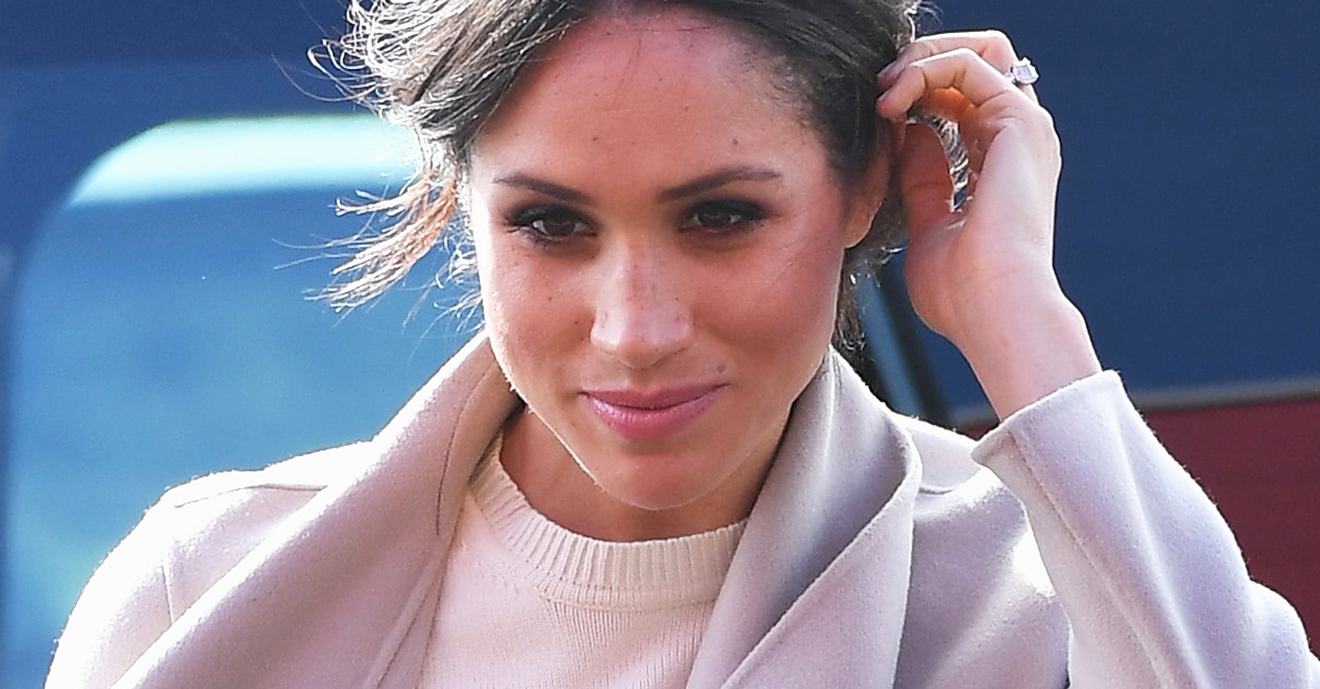Meghan Markle Wears Printed Green Self-Portrait Dress | Who What Wear