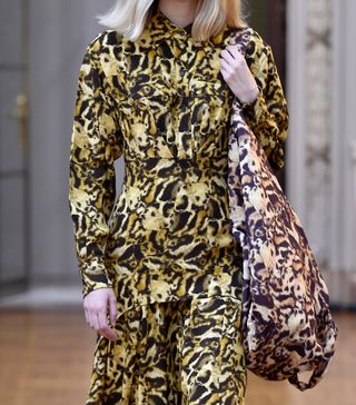 best-leopard-print-accessories-255759-1524655398262-image