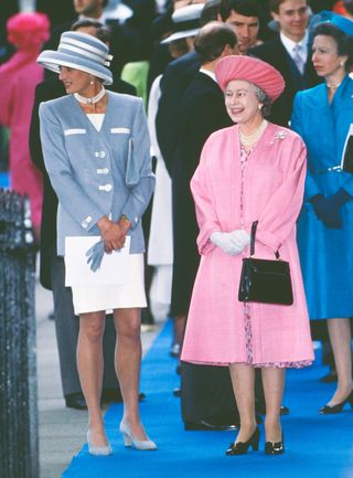 princess-diana-wedding-guest-outfits-255818-1524689588103-image