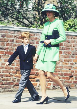 princess-diana-wedding-guest-outfits-255818-1524689603744-image