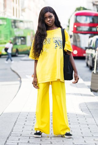 what-london-girls-wore-during-this-weeks-suddenly-summer-weather-2731099