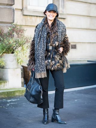 what-london-girls-wore-during-this-weeks-suddenly-summer-weather-2731120