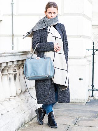 what-london-girls-wore-during-this-weeks-suddenly-summer-weather-2731126
