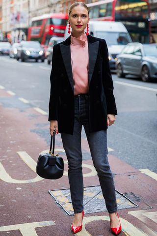 pink-and-black-outfits-256284-1525107231487-image