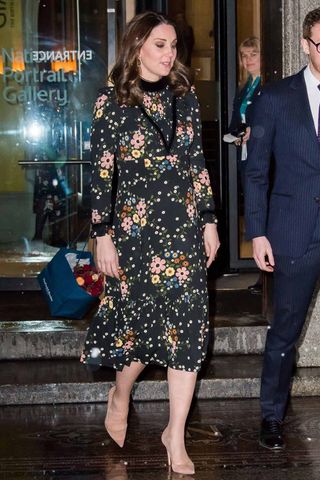 celebrity-maternity-outfit-256394-1525193328604-image