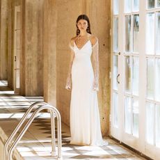 so-we-asked-a-bridal-expert-about-the-best-spring-wedding-dresses-256551-square