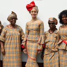 adwoa-aboah-went-to-ghana-with-burberryand-the-photos-are-magical-256611-square