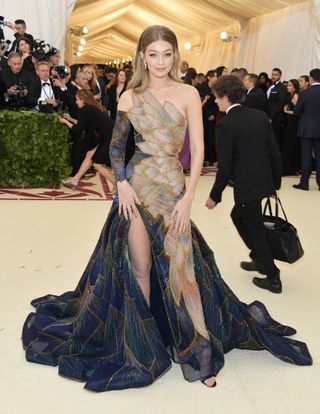 met-gala-red-carpet-dresses-2018-256851-1525738937712-main