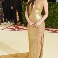 olivia-munn-hm-met-gala-256968-1525732331807-square