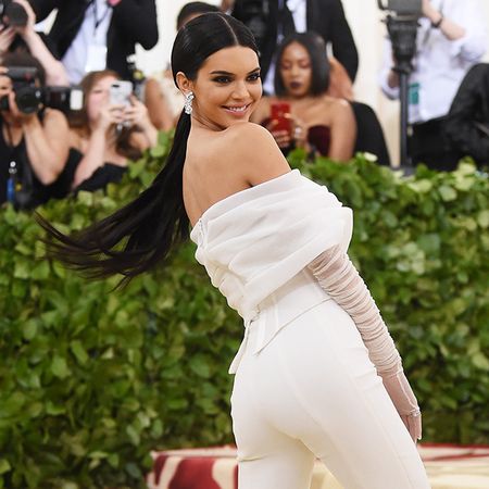 met-gala-looks-2018-256993-1525742375620-square