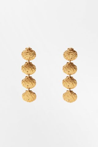 Zara + Seashell Earrings